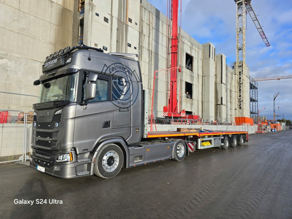 Leinweber LKW offene Auflieger